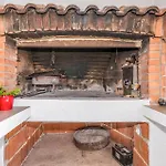 Amazing Apartment In Donje Rastane