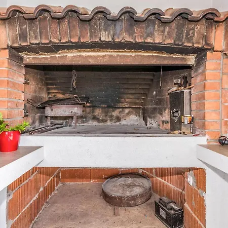 2 Bedroom Gorgeous In