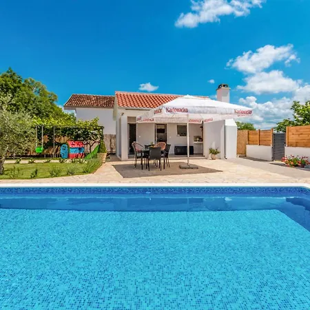 Beautiful In شقة *