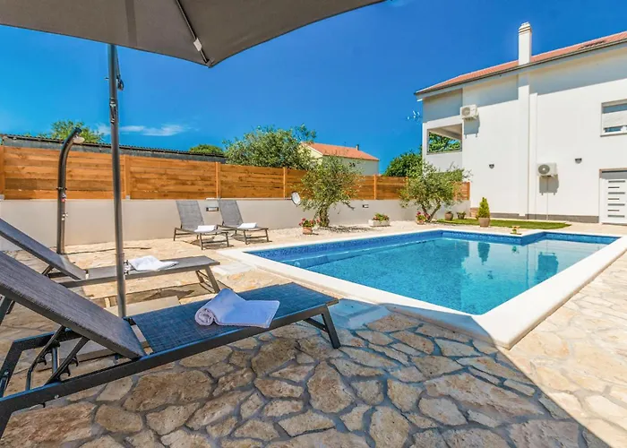 Beautiful In شقة Donje Rastane